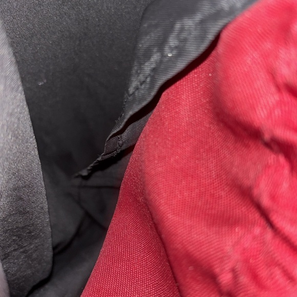 Got two different ones. The red one needs a zipper on it. Why it’s not 80 and 60 - Picture 6 of 6